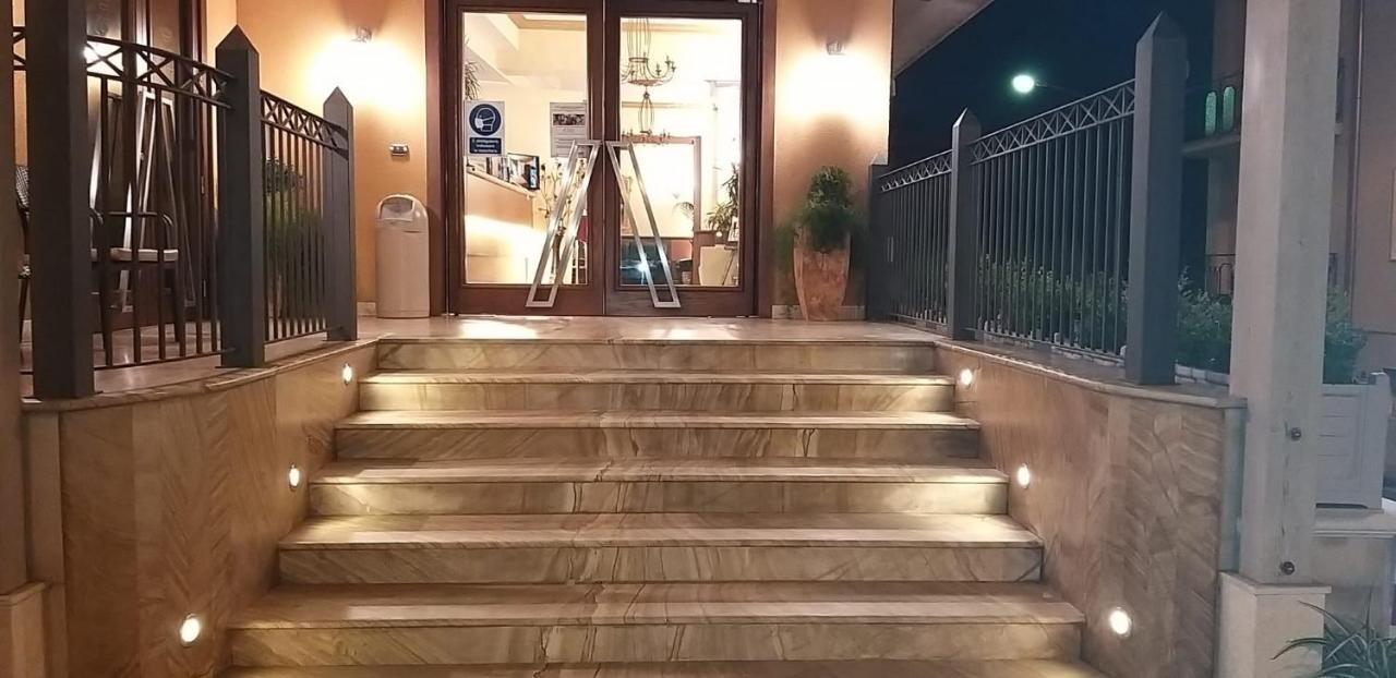 Hotel La Conca Villa San Giovanni Luaran gambar